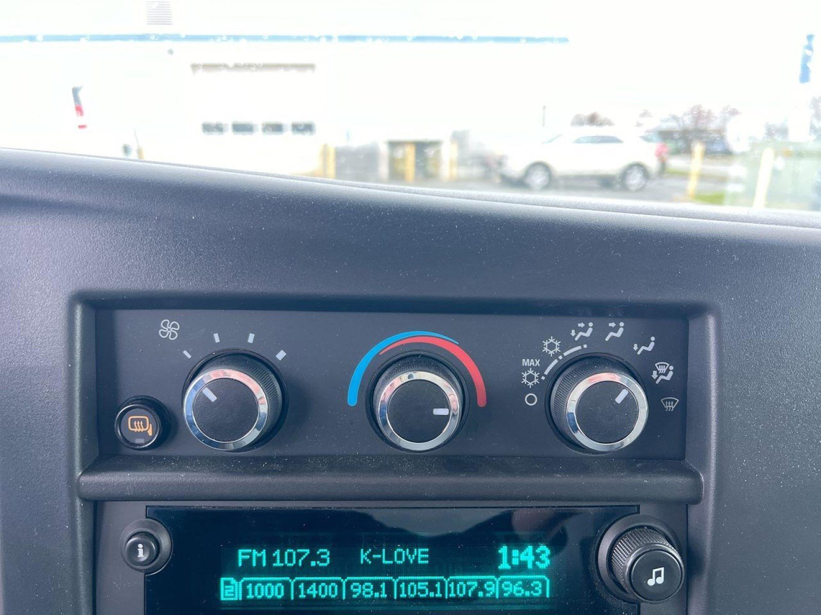 New 2025 GMC Savana 3500 w/ Power Convenience Package image 19