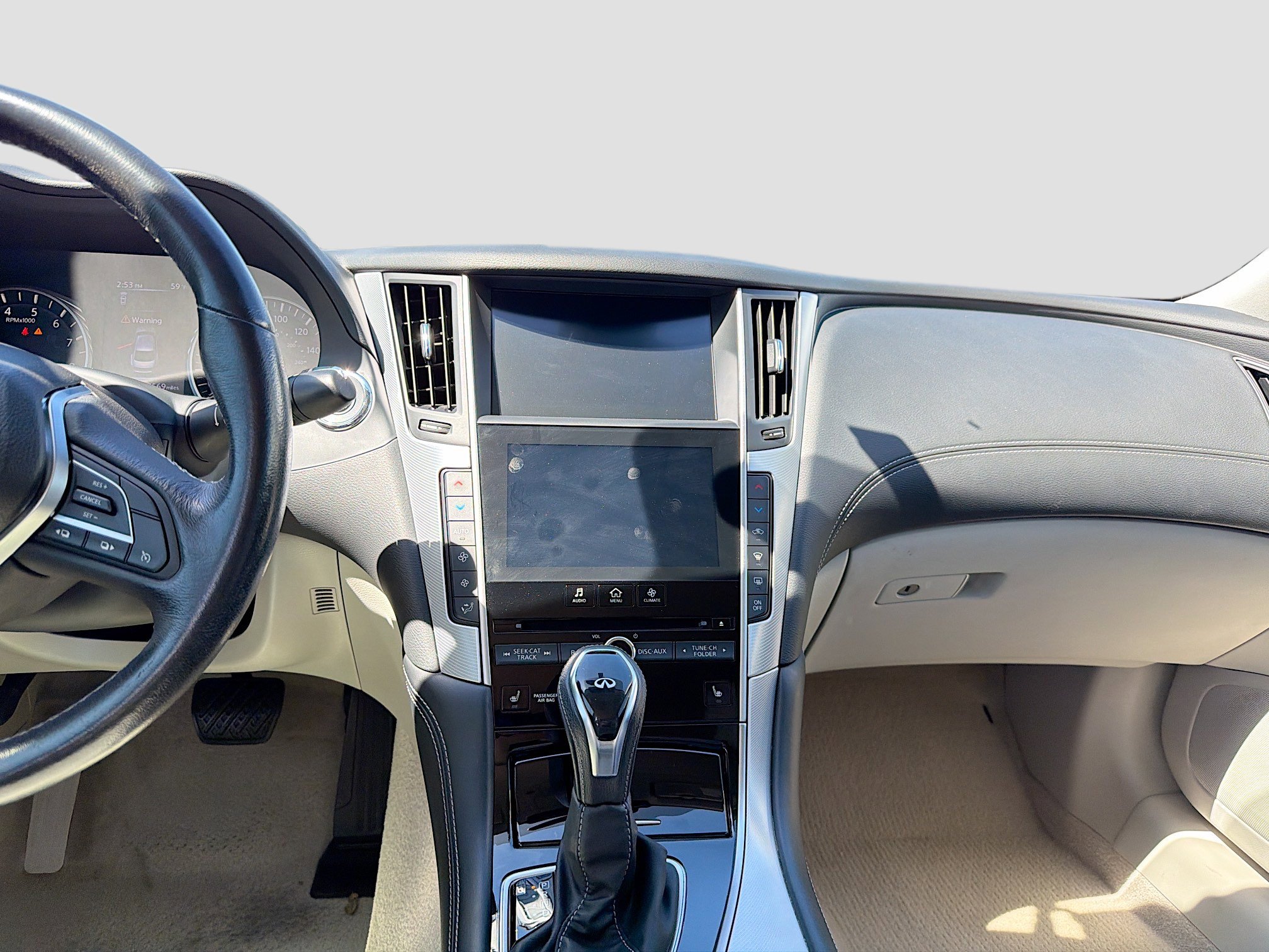 Used 2019 INFINITI Q50 Luxe w/ Essential Package (3.0T Luxe) image 19