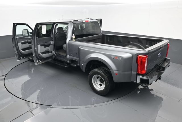 Used 2024 Ford F350 XLT AWD/4WD image 25