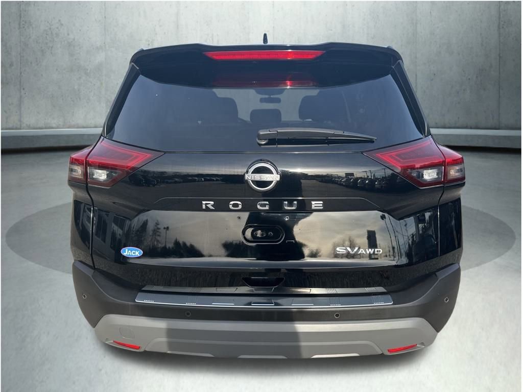 Used 2023 Nissan Rogue SV image 9
