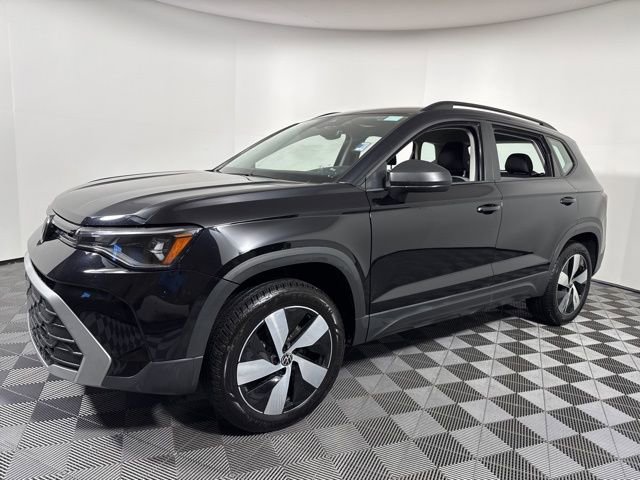 Used 2025 Volkswagen Taos S AWD/4WD image 10