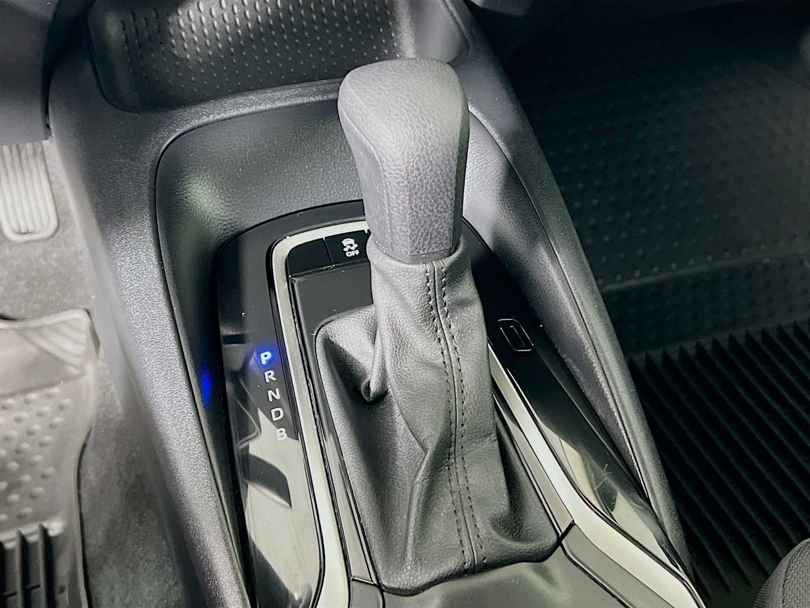 Used 2023 Toyota Corolla LE image 16