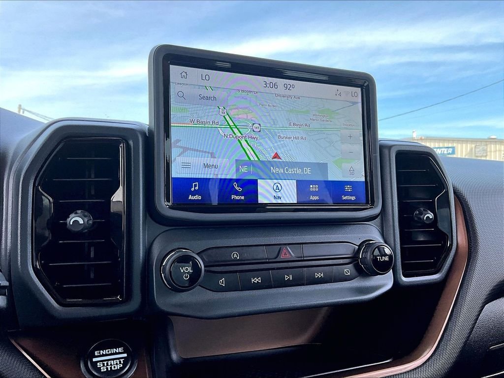 Used 2022 Ford Bronco Sport Outer Banks w/ Tech Package AWD/4WD image 19