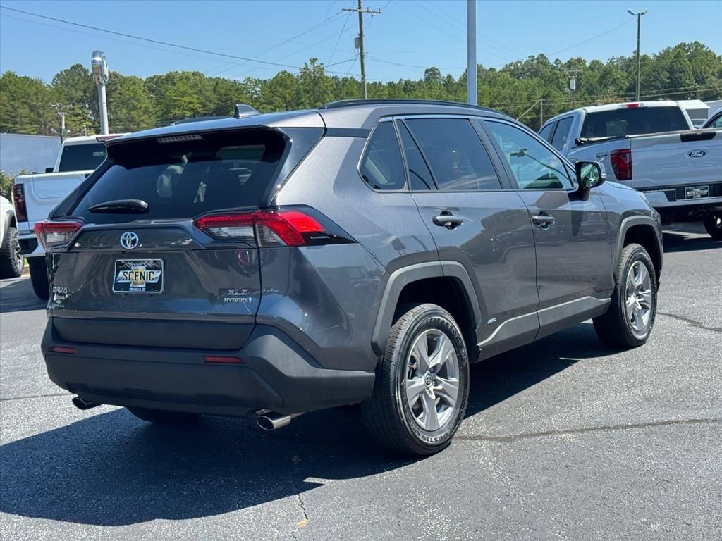 Used 2024 Toyota RAV4 XLE w/ Convenience Package AWD/4WD image 3