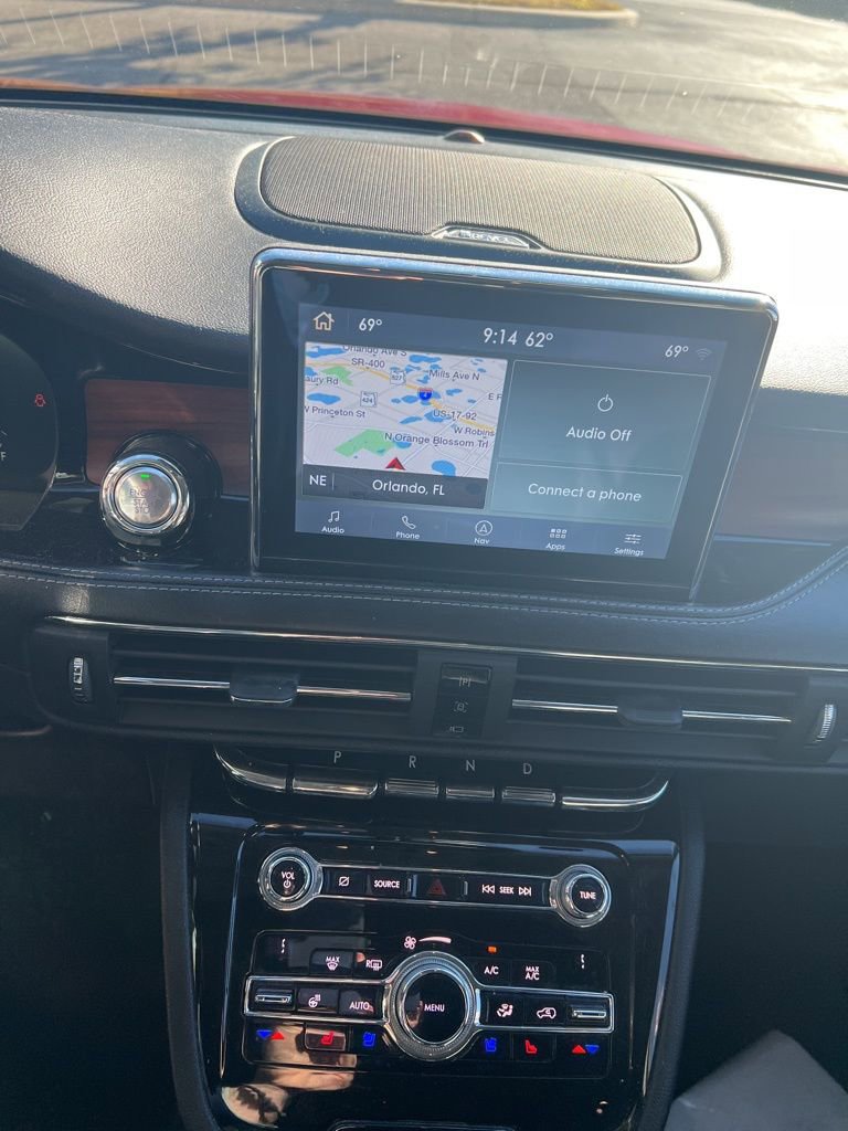 Used 2020 Lincoln Corsair Reserve w/ Equipment Group 201A image 11