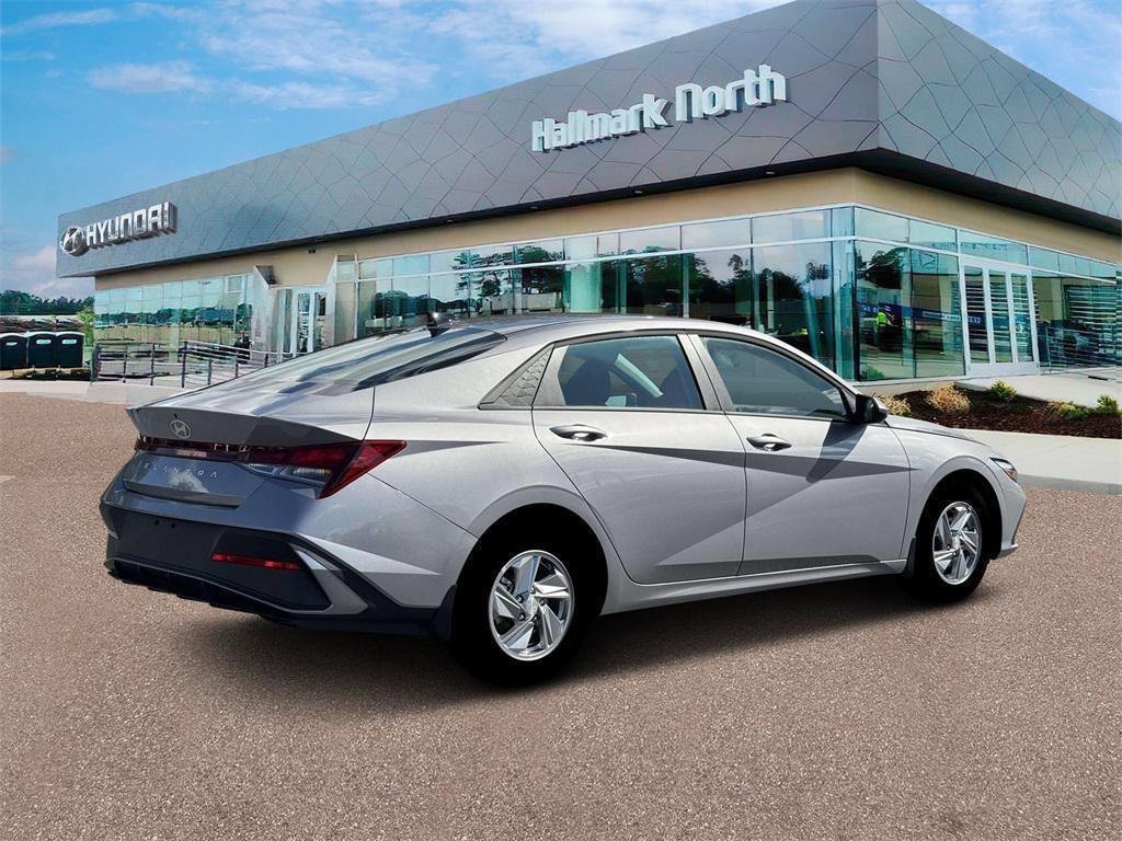 New 2026 Hyundai Elantra SE image 8