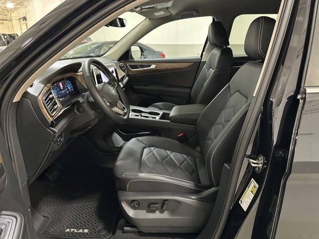 New 2026 Volkswagen Atlas SE image 15