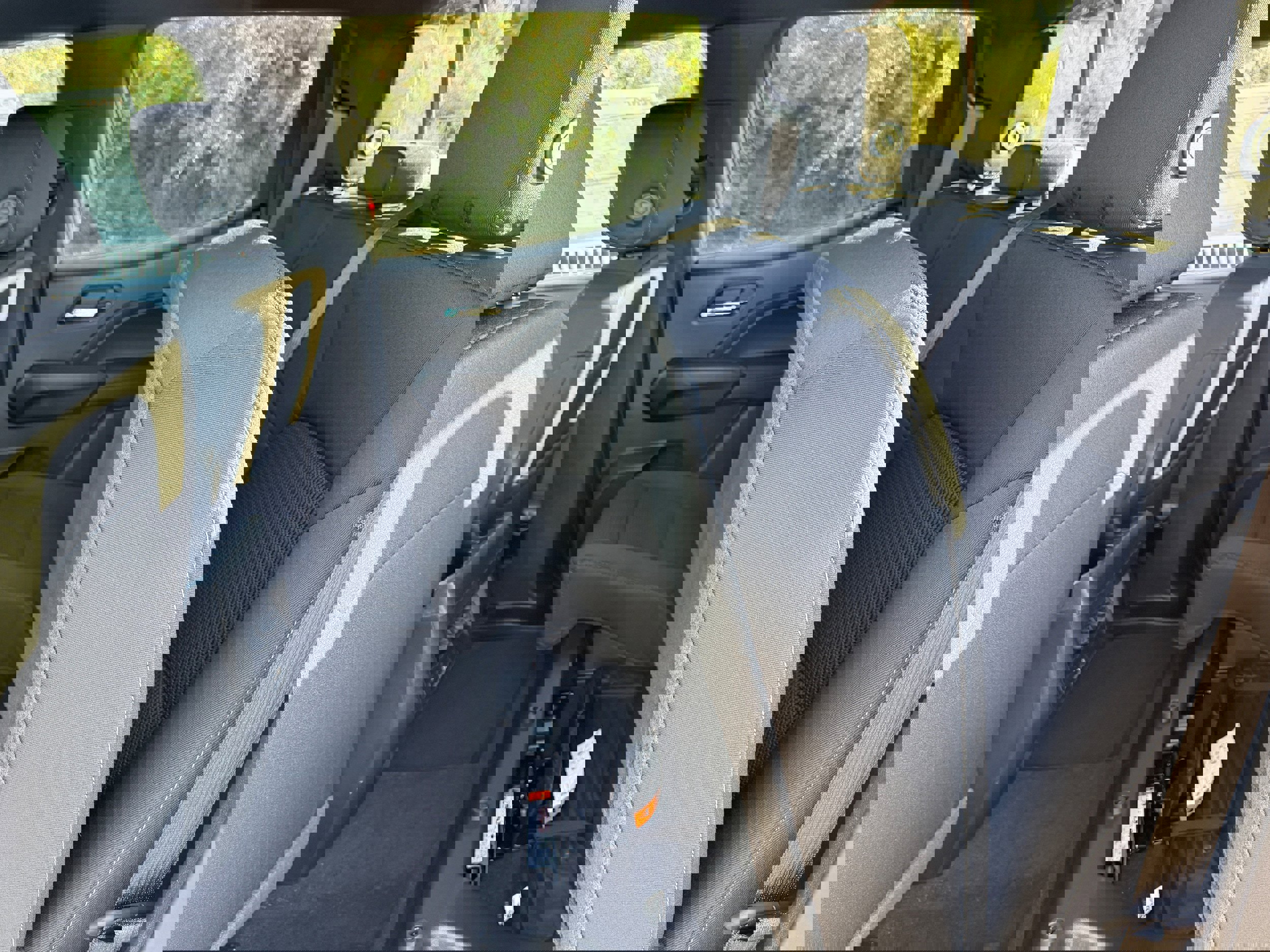 New 2026 GMC Canyon Elevation w/ Convenience Package image 9