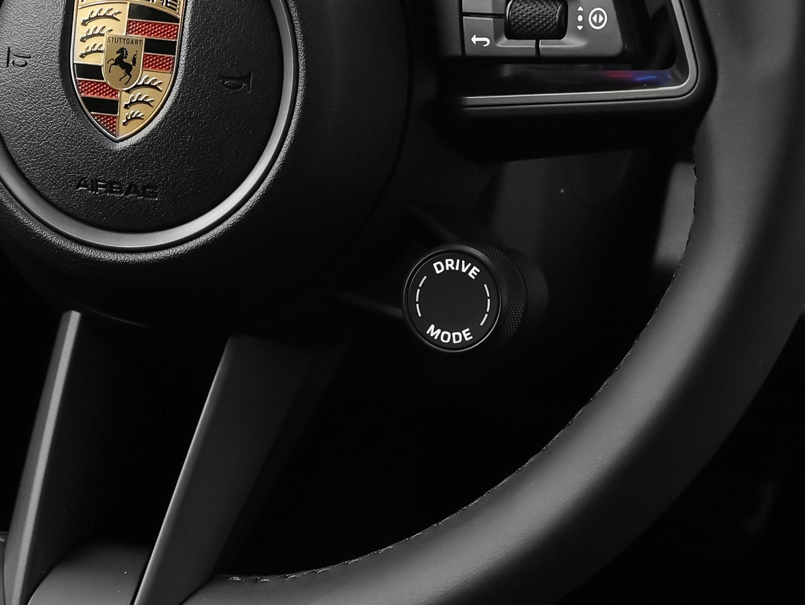 New 2025 Porsche Taycan image 33