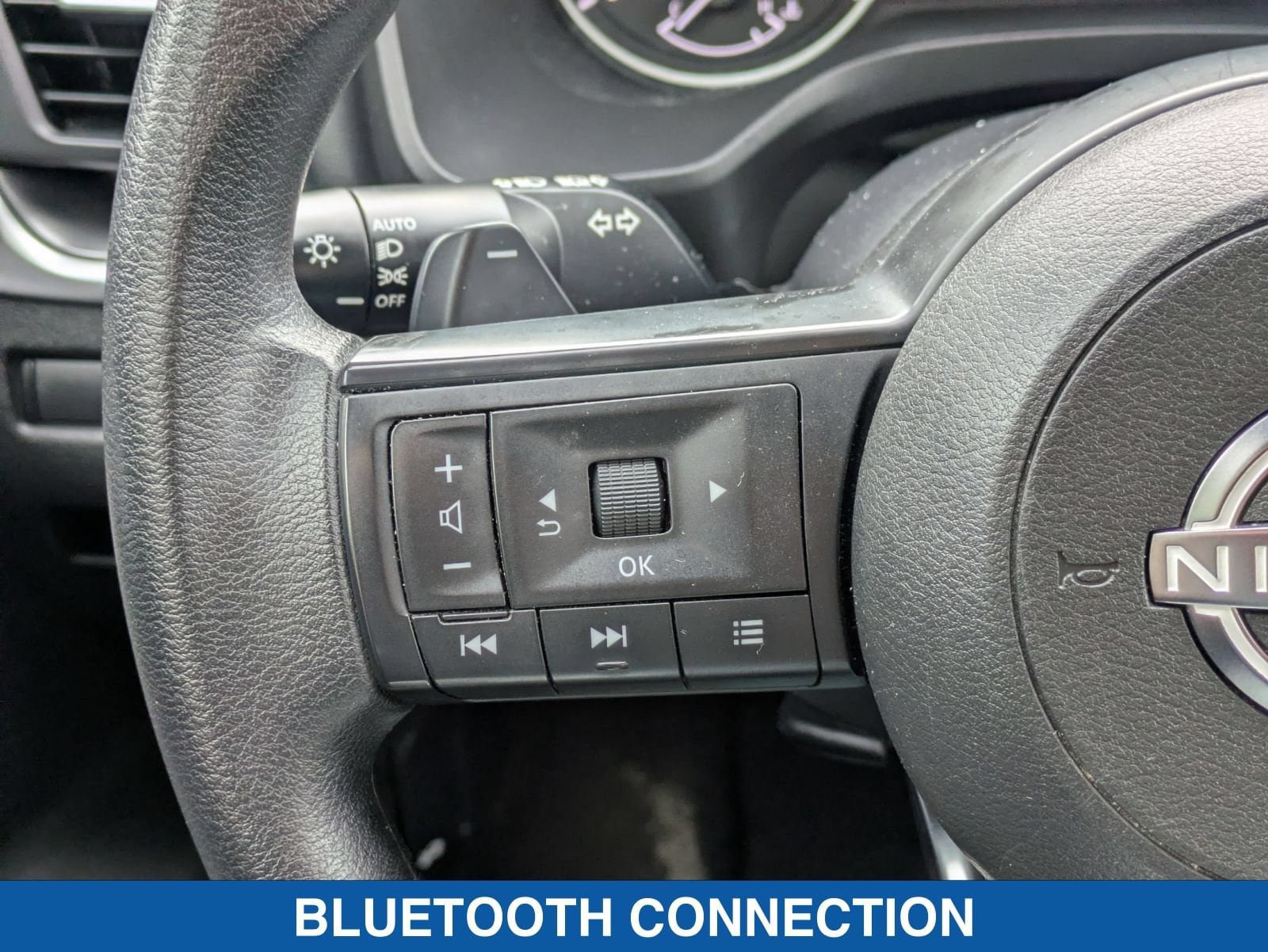 Used 2024 Nissan Rogue SV AWD/4WD image 17