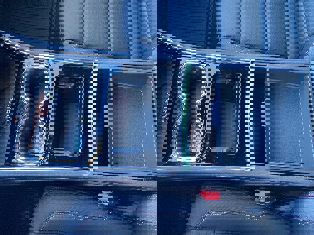 New 2026 Chevrolet Traverse RS w/ LPO, Floor Liner Package image 30