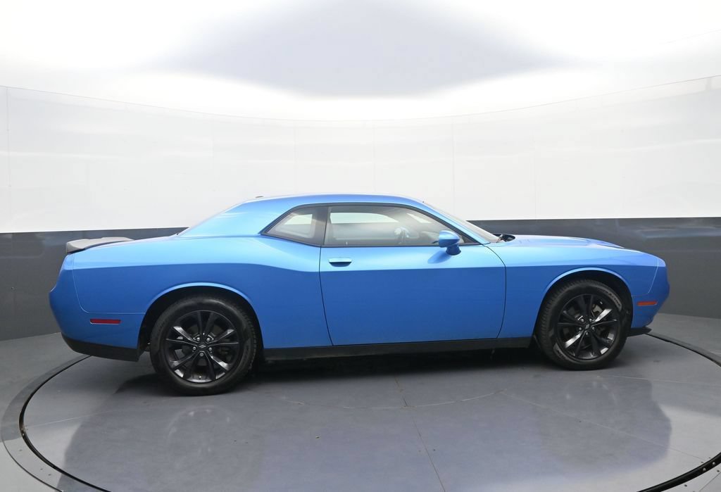 Used 2023 Dodge Challenger SXT w/ Blacktop Package AWD/4WD image 5