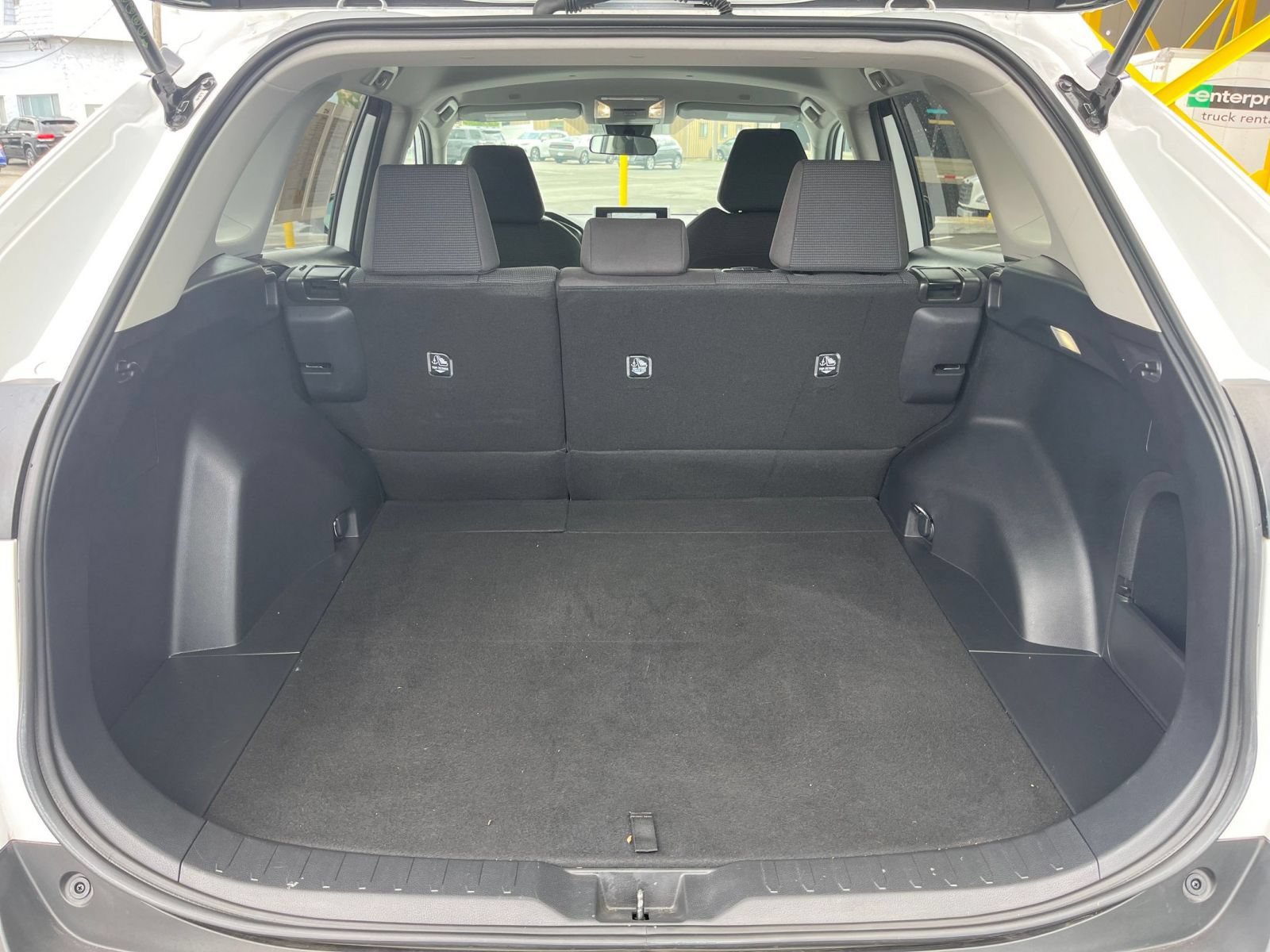Used 2025 Toyota RAV4 LE AWD/4WD image 35