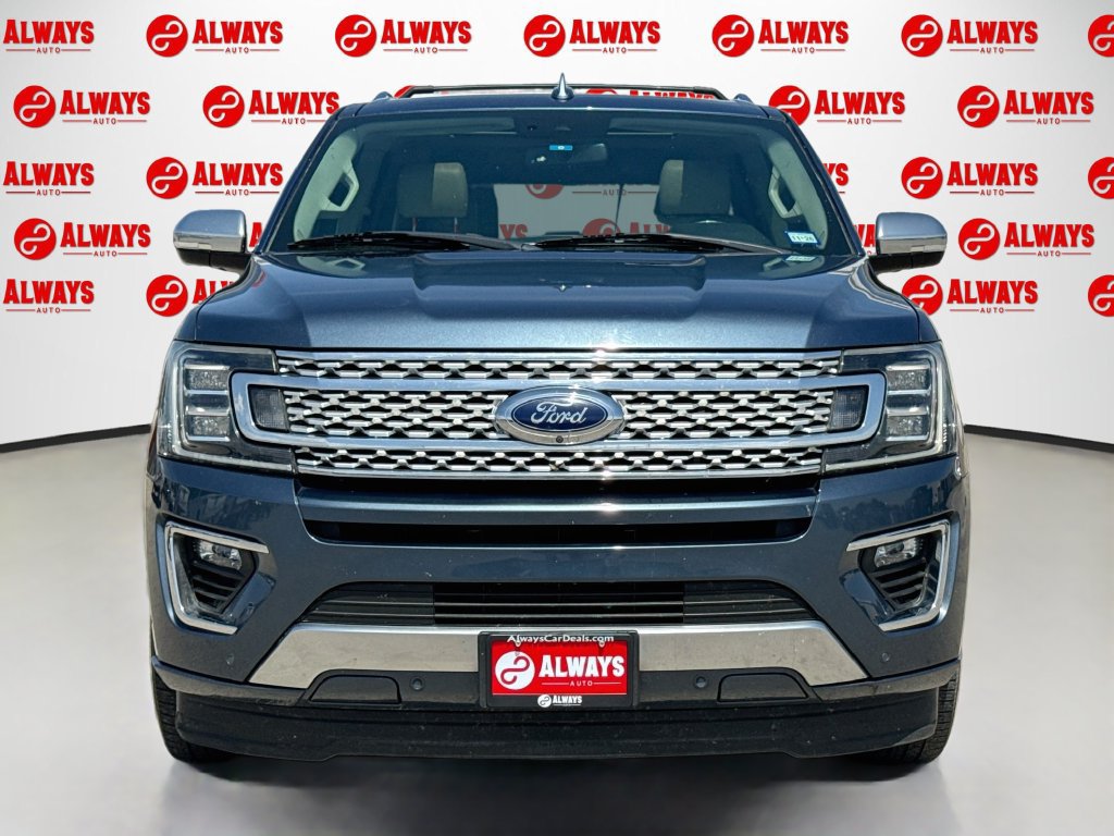 Used 2019 Ford Expedition Platinum RWD image 2
