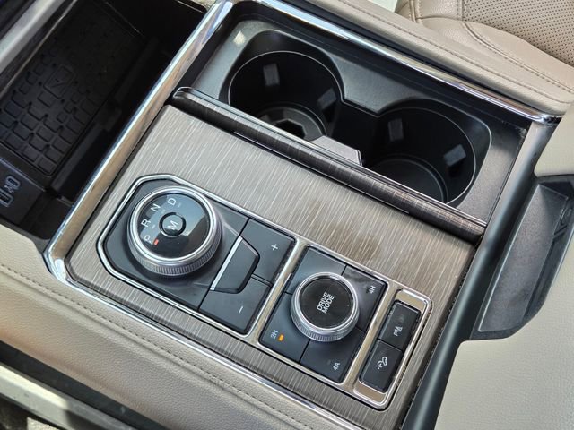 Used 2024 Ford Expedition Max Limited AWD/4WD image 31