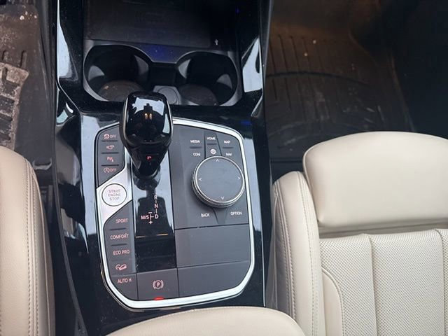 Certified 2024 BMW X3 xDrive30i w/ Premium Package image 17