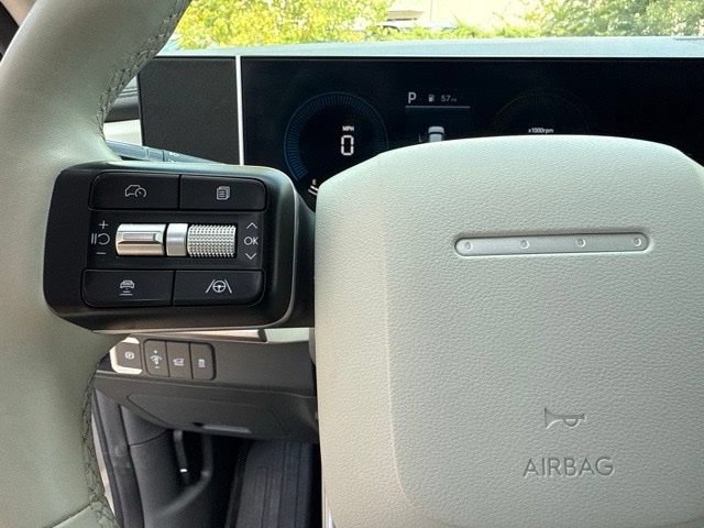 Used 2025 Hyundai Santa Fe SEL AWD/4WD image 37