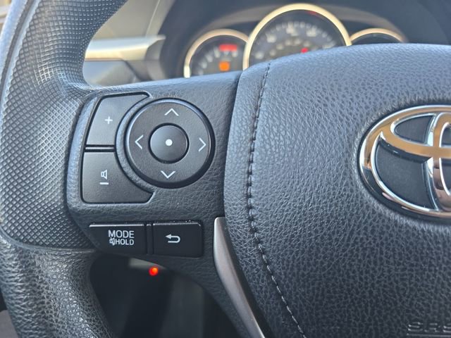 Used 2014 Toyota Corolla LE image 16