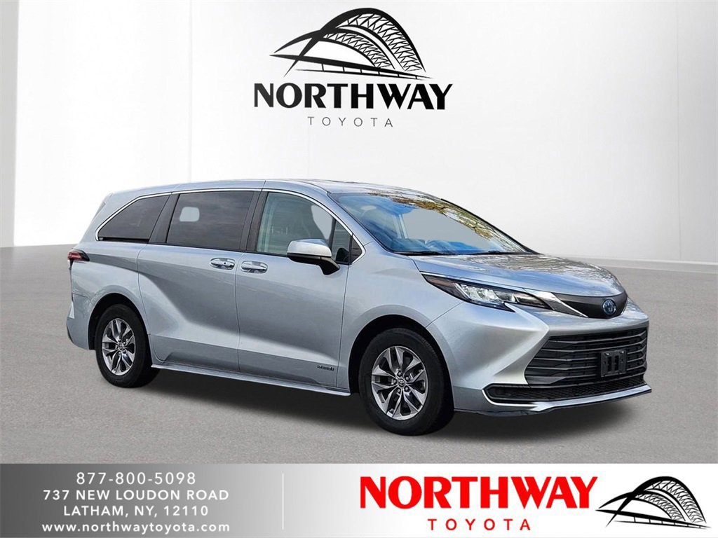 Used 2021 Toyota Sienna LE