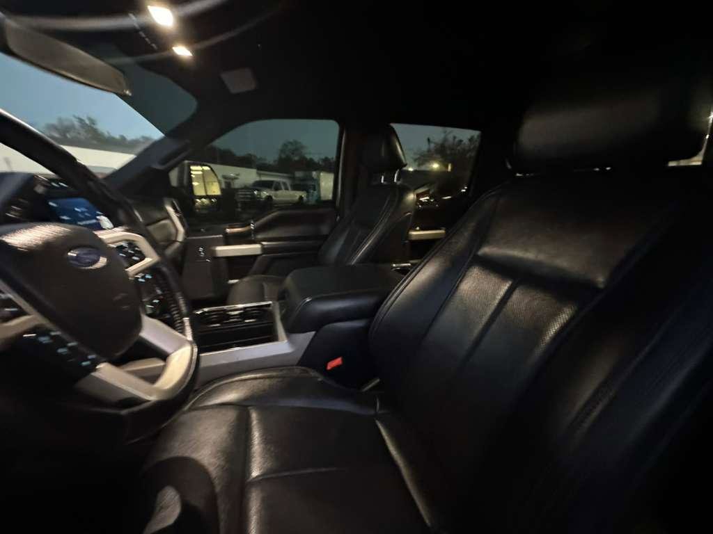 Used 2022 Ford F250 Lariat w/ Lariat Value Package AWD/4WD image 12