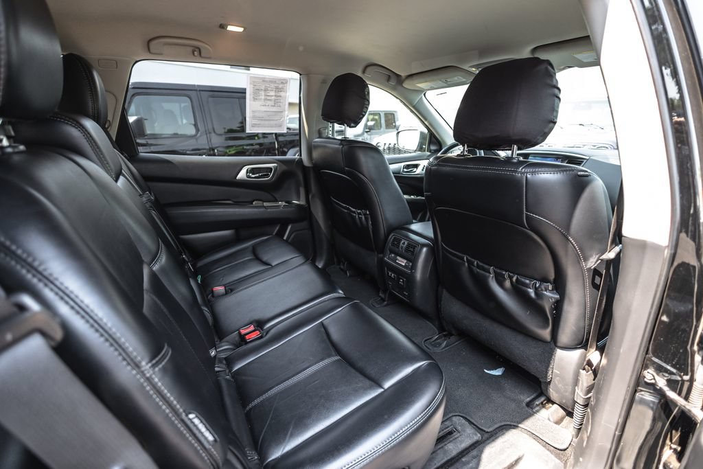 Used 2019 Nissan Pathfinder SL FWD image 28