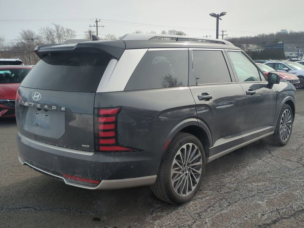 Used 2026 Hyundai Palisade Calligraphy image 3