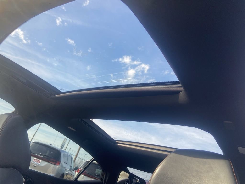 Used 2021 Nissan Maxima SR w/ Sport Mat Group image 25