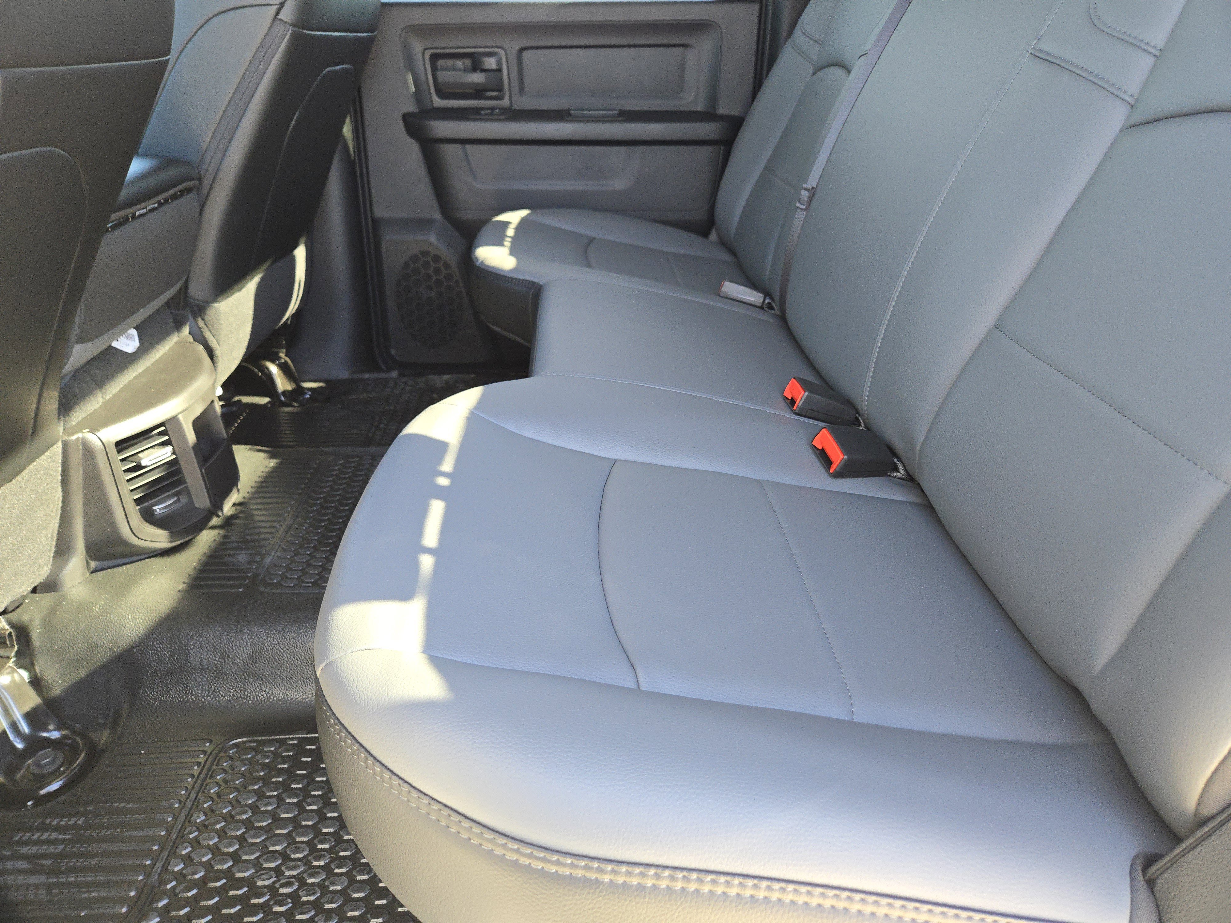 New 2026 RAM 2500 Tradesman w/ Chrome Appearance Group image 20