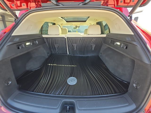 Used 2023 Buick Envision Avenir AWD/4WD image 16