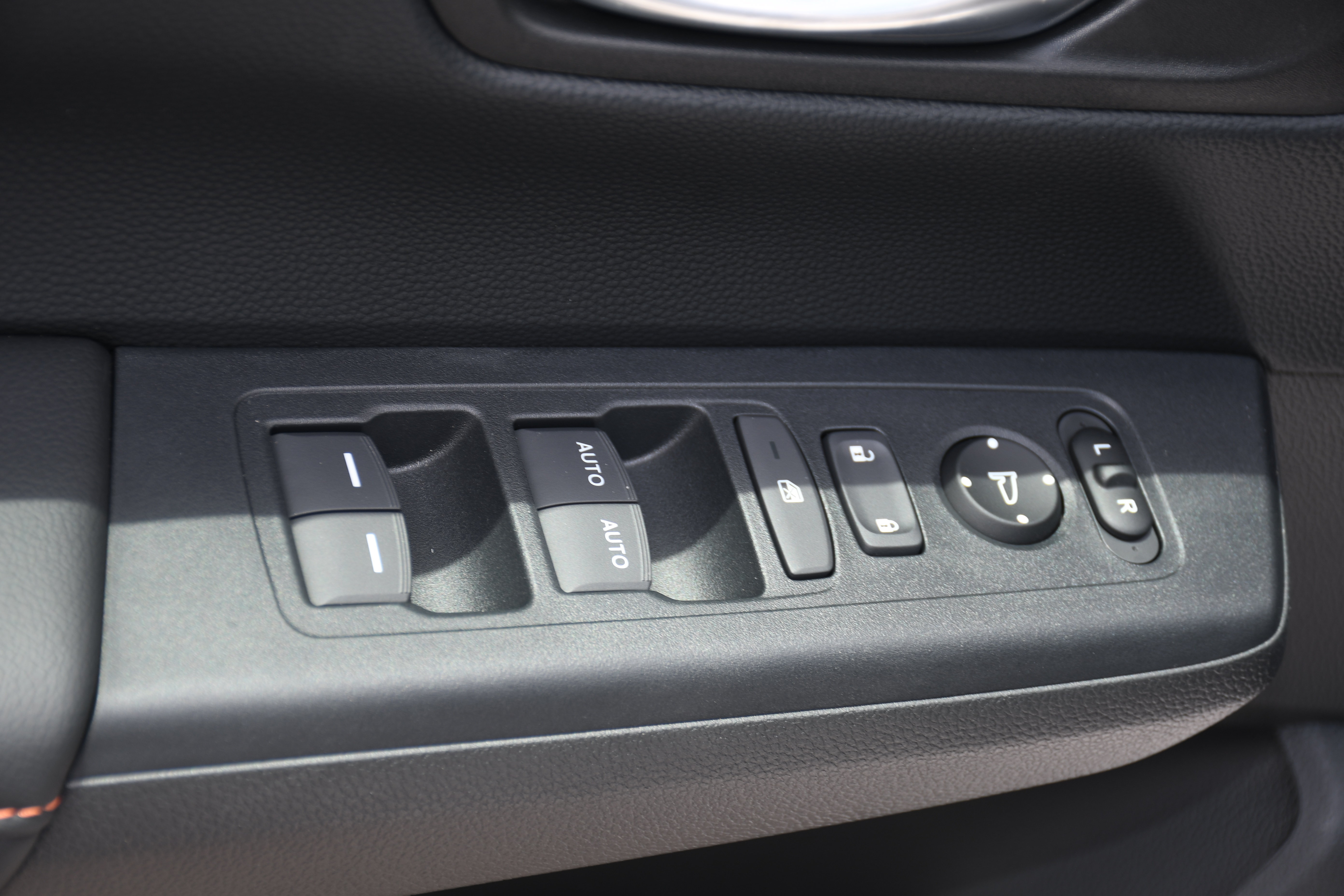 New 2026 Honda CR-V Sport image 6