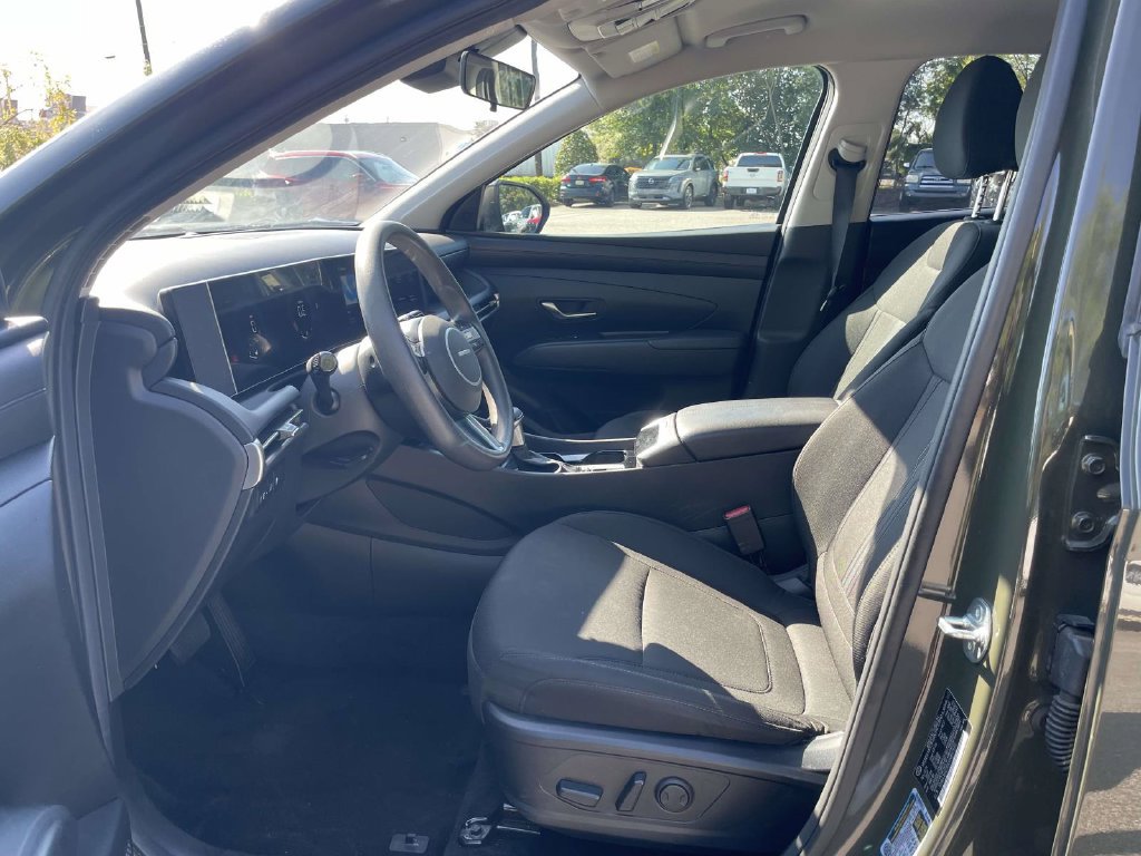 Used 2025 Hyundai Tucson SEL FWD image 15