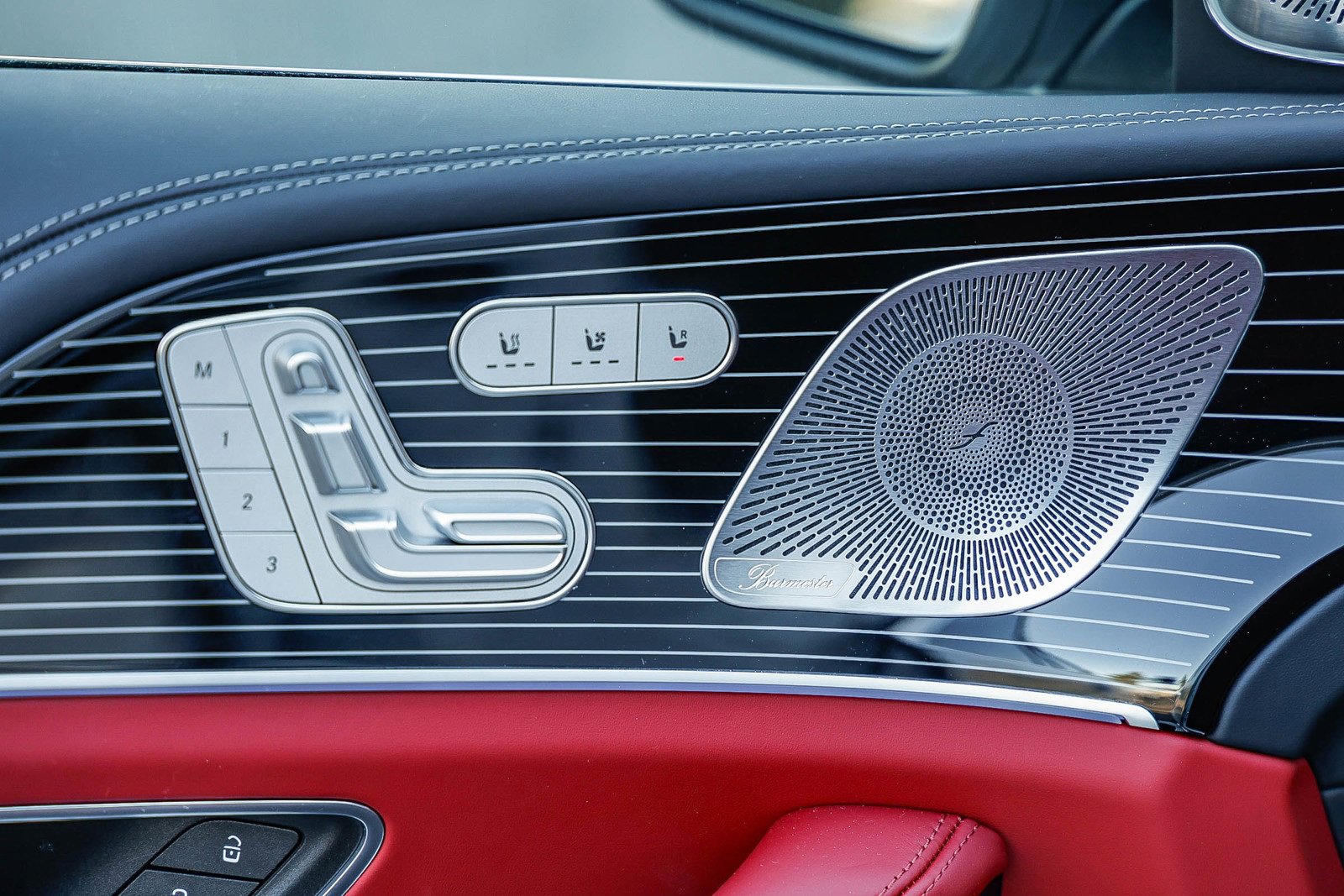 Used 2025 Mercedes-Benz Maybach GLS 600 4MATIC image 26