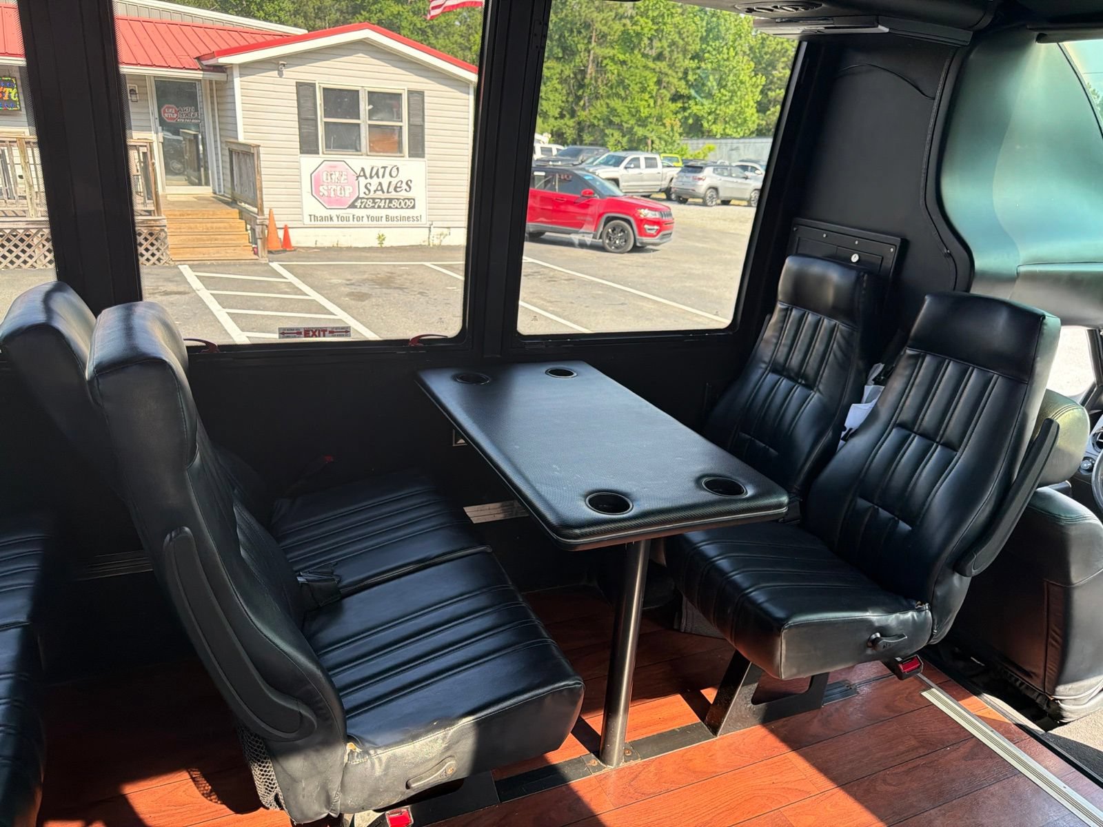 Used 2014 Ford F550 2WD Regular Cab Super Duty image 8