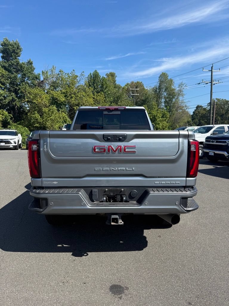 Used 2024 GMC Sierra 2500 Denali w/ Denali Reserve Package AWD/4WD image 6