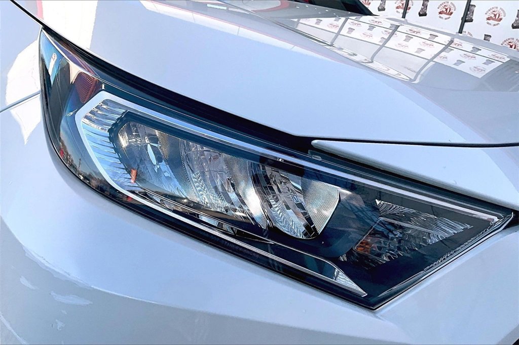 Certified 2020 Toyota RAV4 Limited image 31