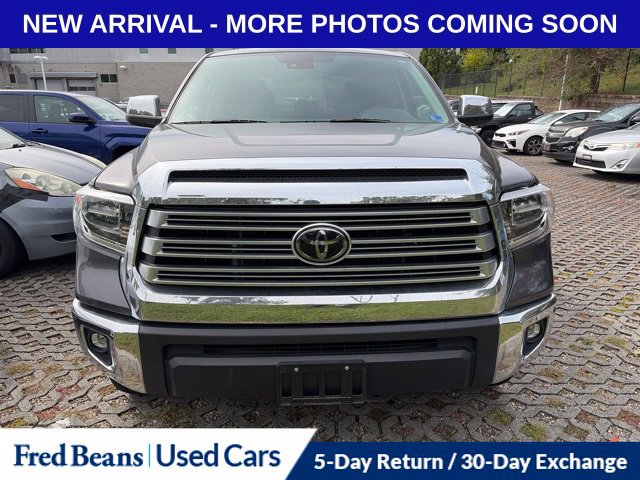 Used 2021 Toyota Tundra Limited w/ Limited Premium Package AWD/4WD image 14