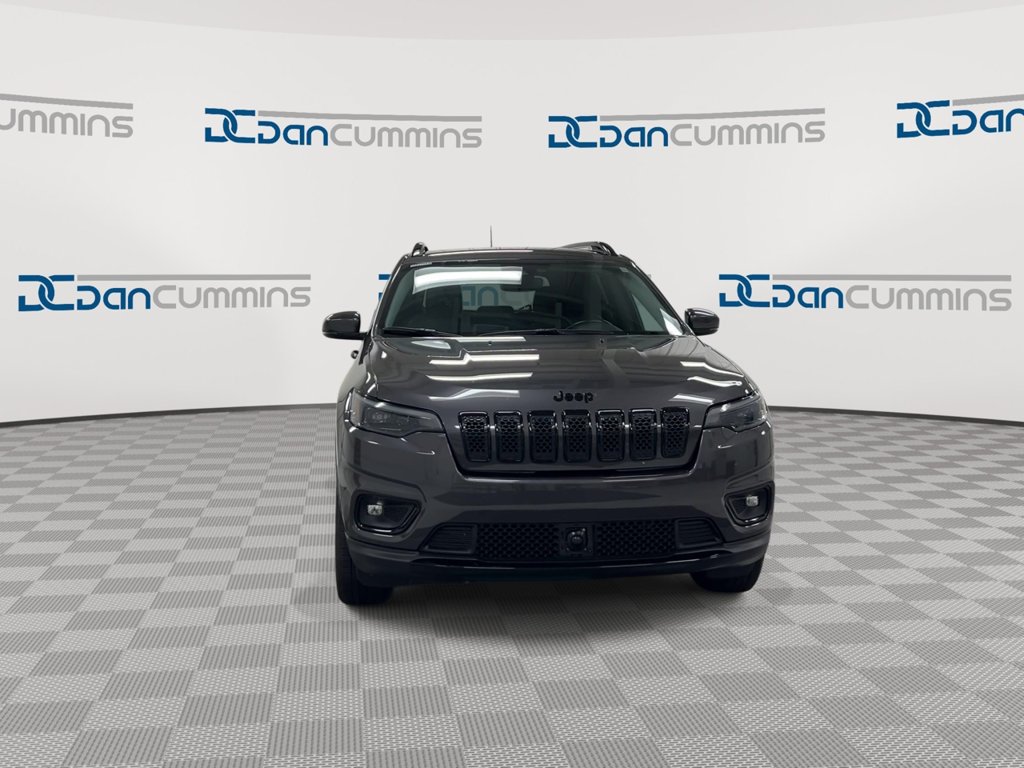 Used 2021 Jeep Cherokee Latitude Plus AWD/4WD image 3