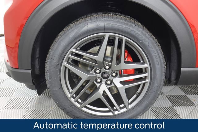 New 2026 Ford Explorer ST-Line w/ ST-Line Street Pack image 15