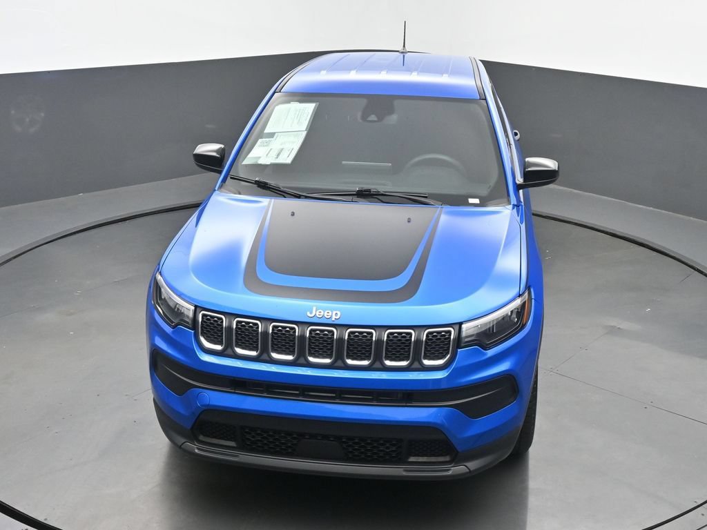 Used 2023 Jeep Compass Sport w/ Mopar Graphics Package AWD/4WD image 36