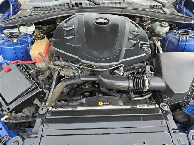 Used 2020 Chevrolet Camaro LT RWD image 21