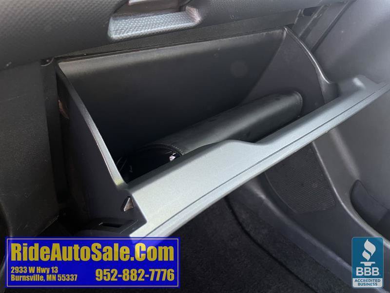 Used 2008 Toyota Yaris 2-Door Hatchback FWD image 37