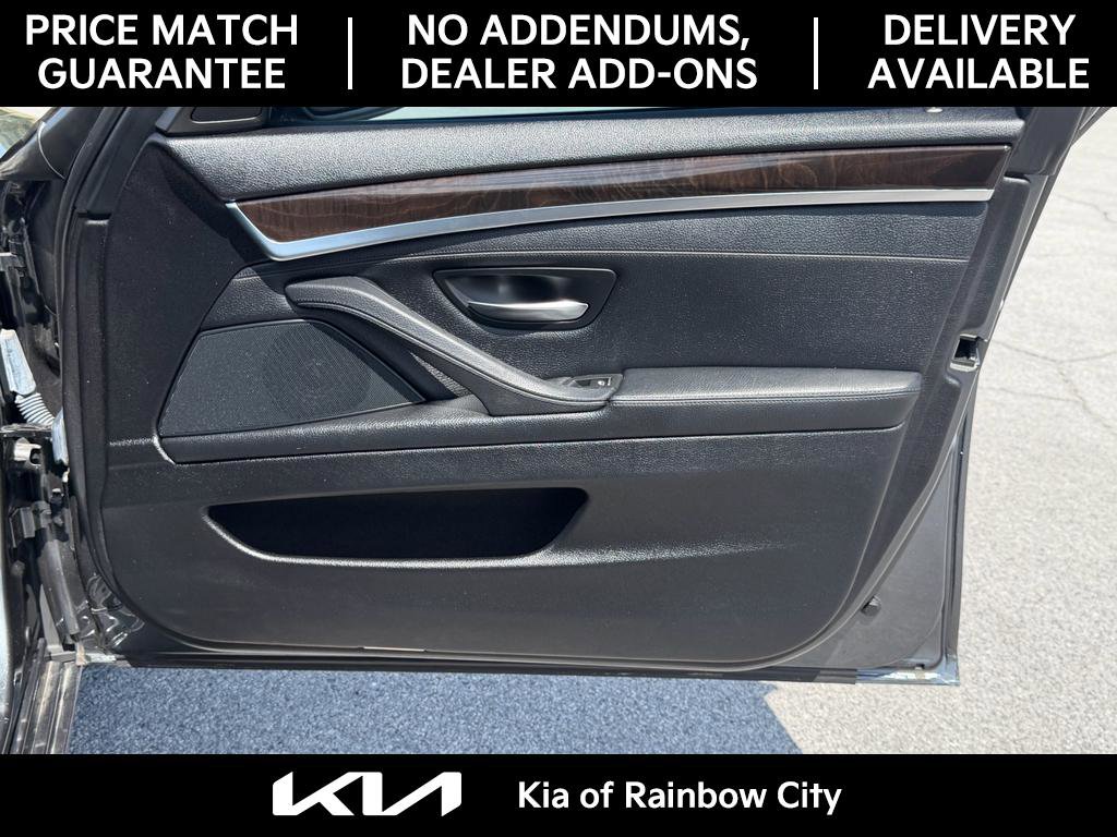 Used 2016 BMW 528i Sedan RWD image 18