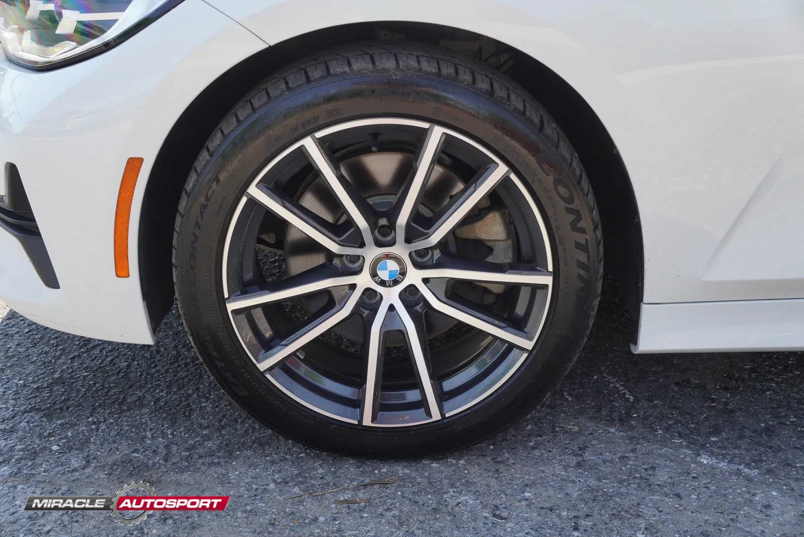 Used 2019 BMW 330i xDrive Sedan w/ Convenience Package AWD/4WD image 13