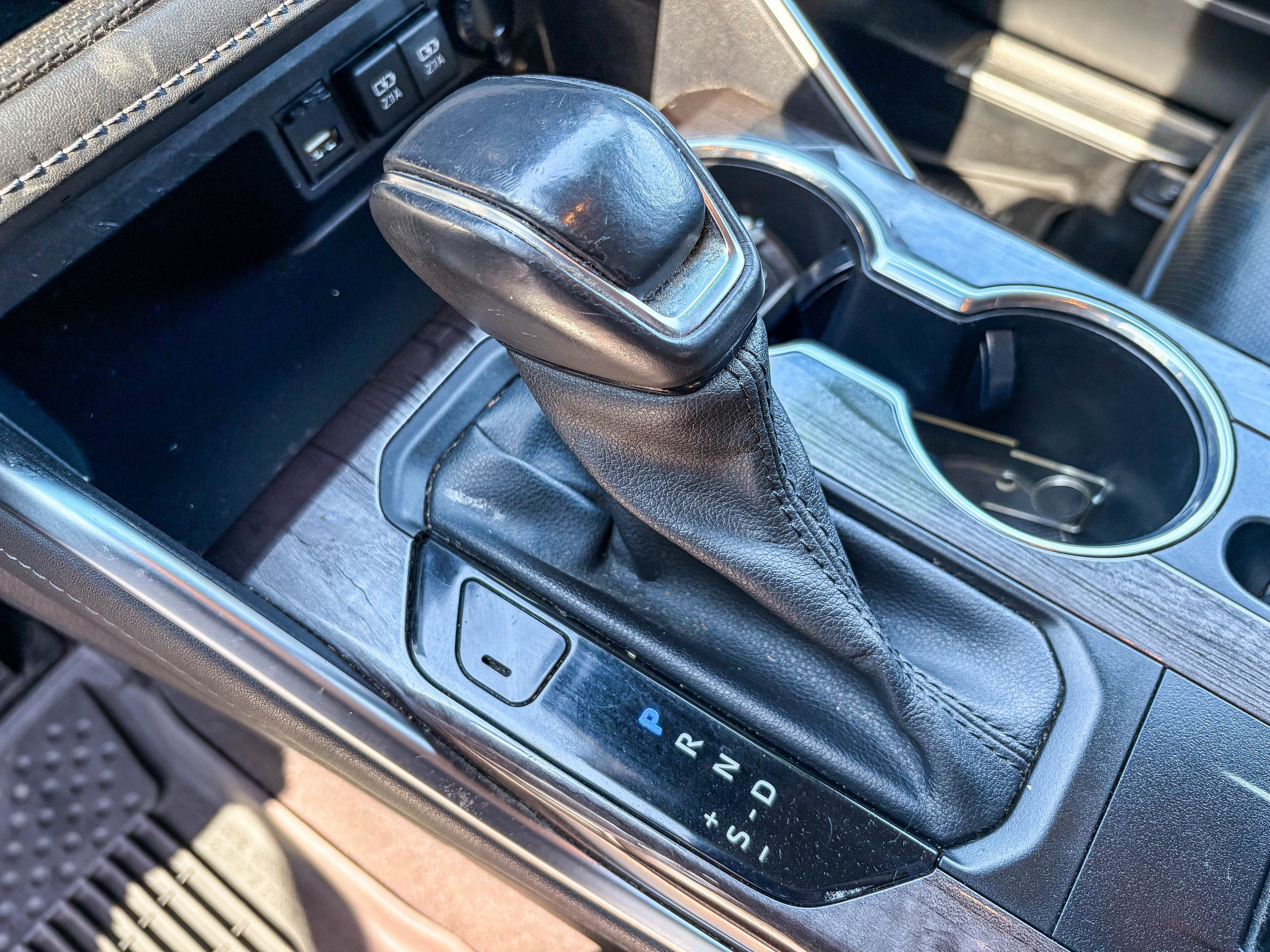 Used 2021 Toyota Highlander Platinum AWD/4WD image 19