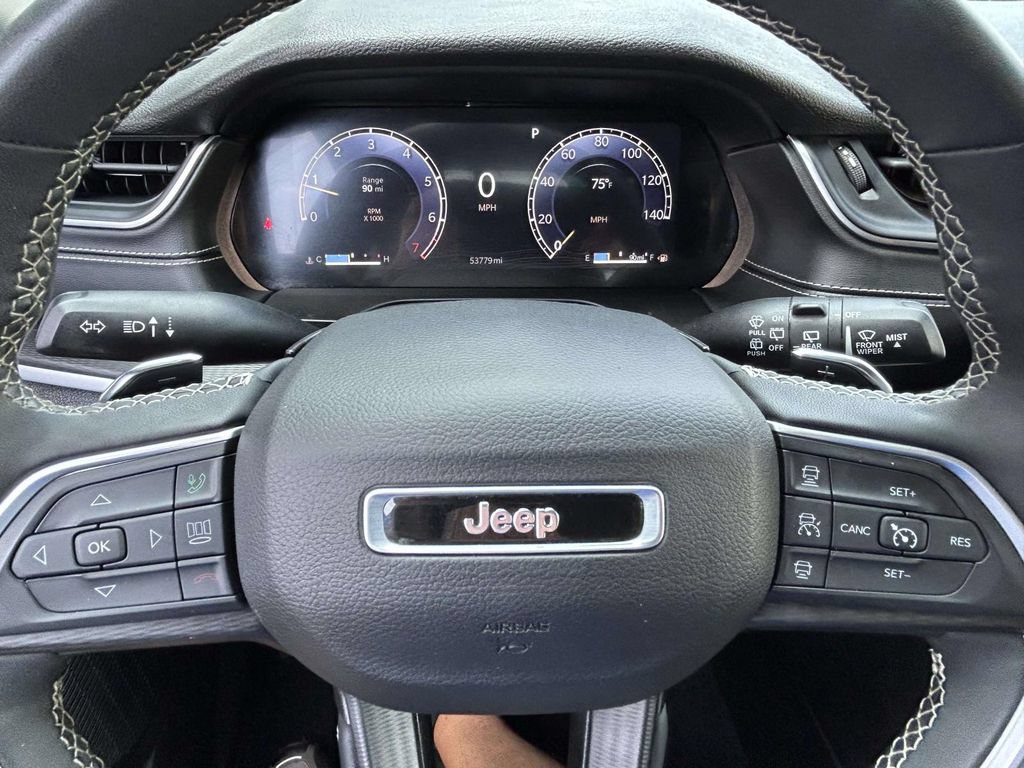Used 2024 Jeep Grand Cherokee Altitude RWD image 20