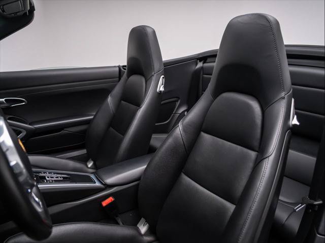 Used 2016 Porsche 911 Carrera RWD image 23