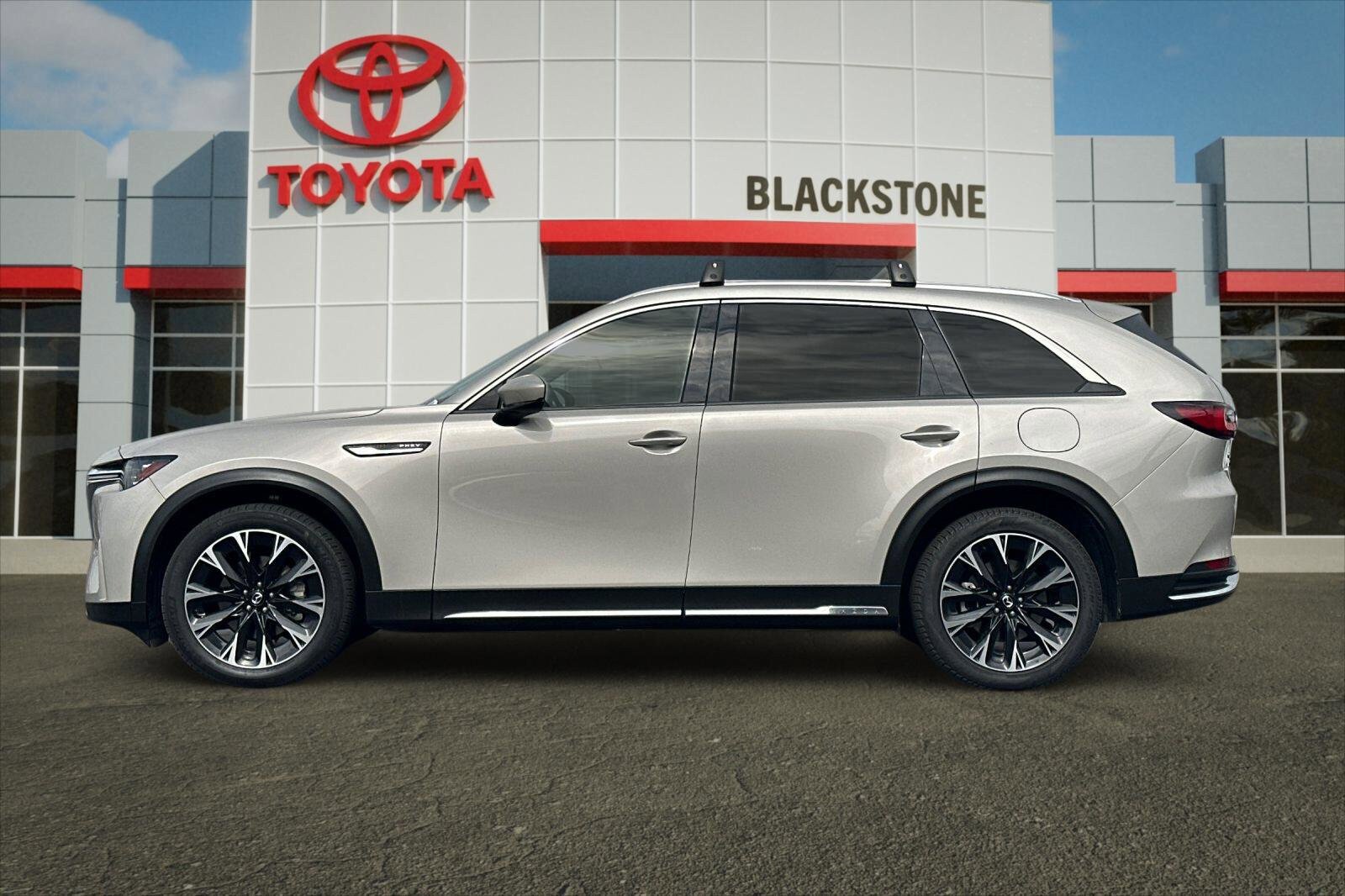 Used 2024 MAZDA CX-90 Plug-In Hybrid w/ Premium Pkg AWD/4WD image 6
