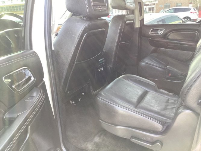Used 2013 Cadillac Escalade ESV Platinum image 6