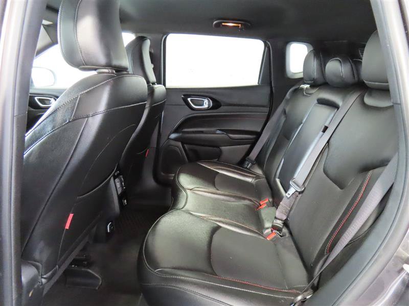 Used 2024 Jeep Compass Trailhawk AWD/4WD image 24