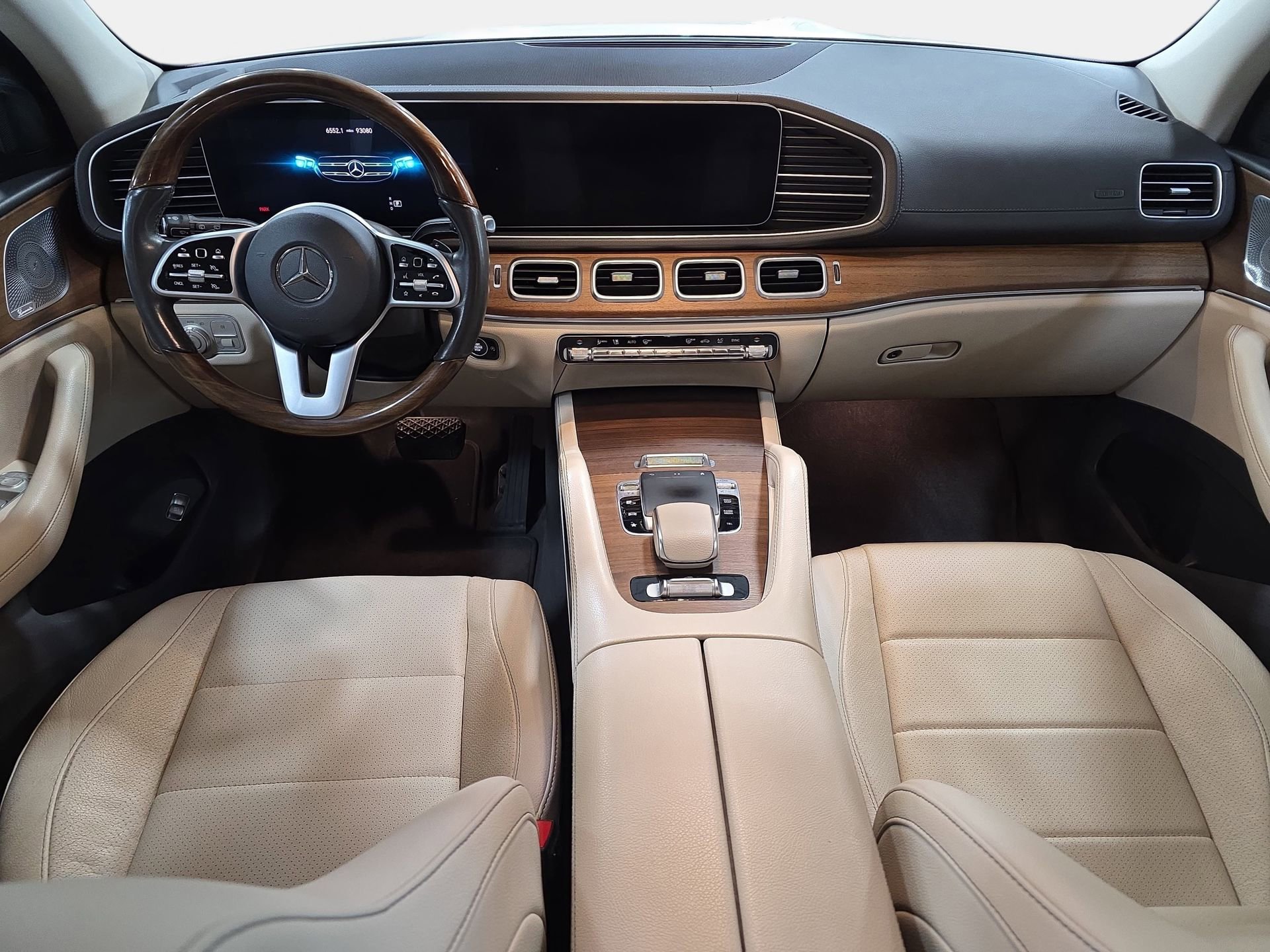 Used 2020 Mercedes-Benz GLS 450 4MATIC image 9